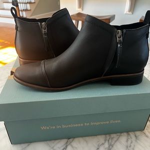 Toms Black Reese Boots, Size 11